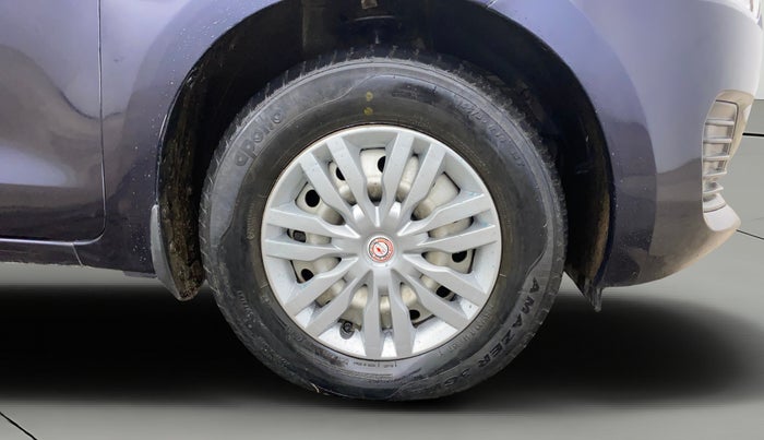 2019 Maruti Swift LXI, Petrol, Manual, 27,475 km, Right Front Wheel