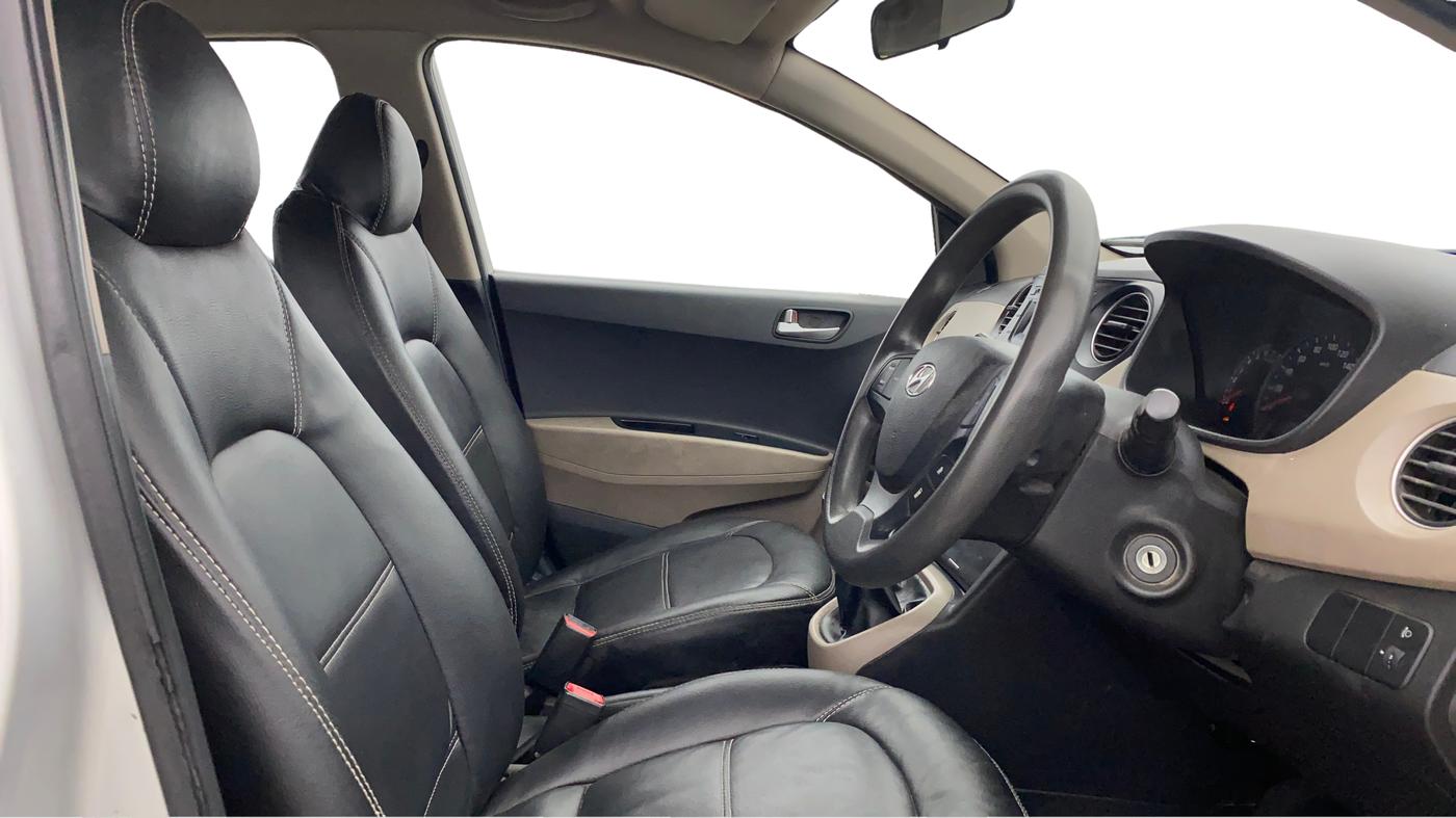 2015 Hyundai Xcent S 1.2, Petrol, Manual, 37,063 km, Right Side Front Door Cabin