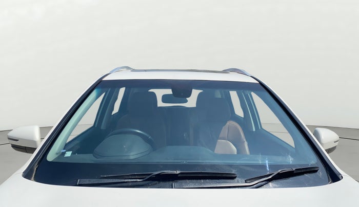 2021 MG HECTOR PLUS SHARP 2.0 DIESEL TURBO MT 6-STR, Diesel, Manual, 1,30,986 km, Front Windshield