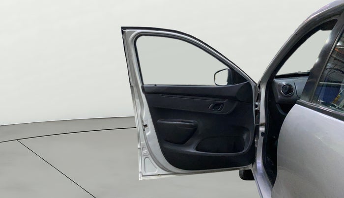 2018 Renault Kwid RXT 1.0, Petrol, Manual, 63,853 km, LHS Front Door