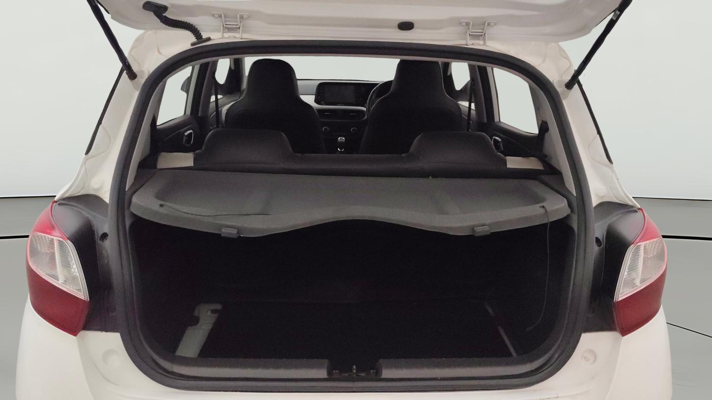 2022 Hyundai GRAND I10 NIOS SPORTZ 1.2 KAPPA VTVT, Petrol, Manual, 34,107 km, Boot Open Zoomed View