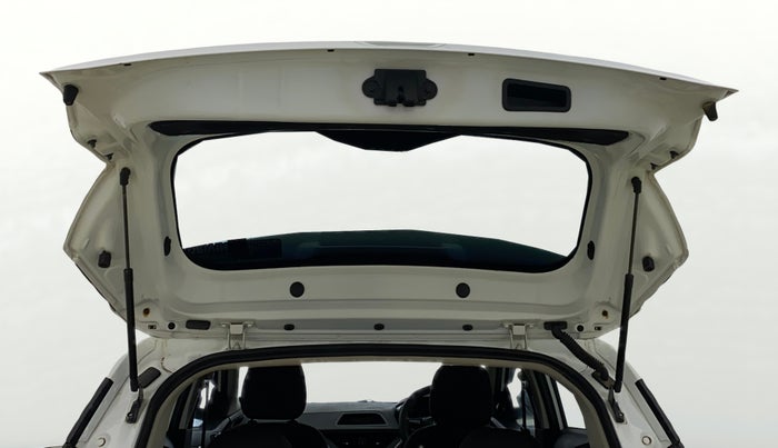 2022 Tata NEXON XM PETROL, Petrol, Manual, 56,901 km, Boot Door Open