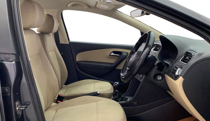 2017 Volkswagen Polo HIGHLINE1.2L, Petrol, Manual, 1,03,836 km, Right Side Front Door Cabin