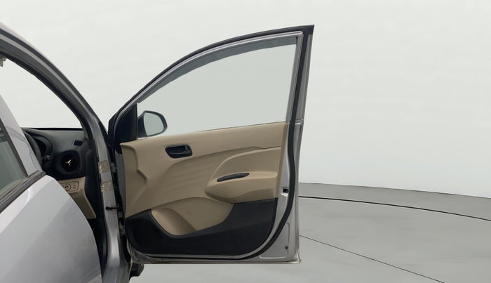 2020 Hyundai NEW SANTRO SPORTZ EXECUTIVE MT CNG, CNG, Manual, 91,928 km, RHS Front Door