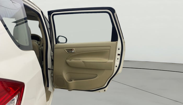 2017 Maruti Ertiga ZDI + SHVS, Diesel, Manual, 1,41,312 km, RHS Rear Door