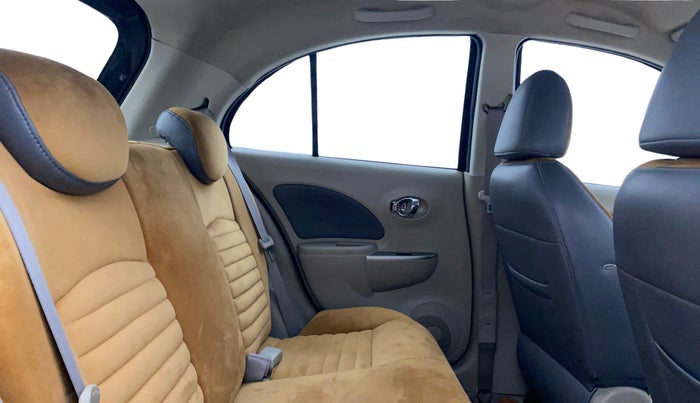 2014 Nissan Micra XV CVT, Petrol, Automatic, 29,525 km, Right Side Rear Door Cabin