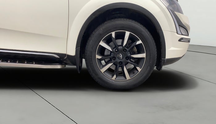 2020 Mahindra XUV500 W11, Diesel, Manual, 66,281 km, Right Front Wheel