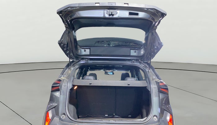 2024 Tata NEXON FEARLESS + SUNROOF DUAL TONE 1.2 PETROL, Petrol, Manual, 4,075 km, Boot Open Zoomed View