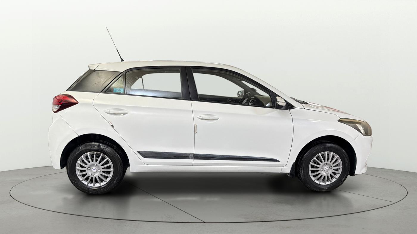 2014 Hyundai Elite i20 SPORTZ 1.2, Petrol, Manual, 53,016 km, Right Side View