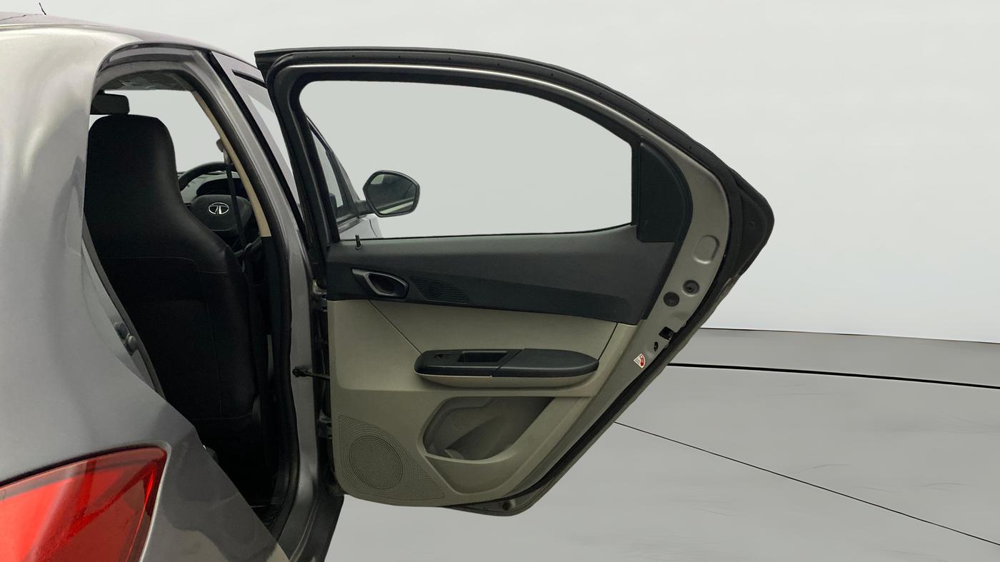 2019 Tata Tiago XT PETROL, Petrol, Manual, 1,03,955 km, RHS Rear Door