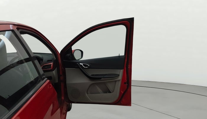 2018 Tata Tiago XZ PETROL, Petrol, Manual, 49,107 km, RHS Front Door