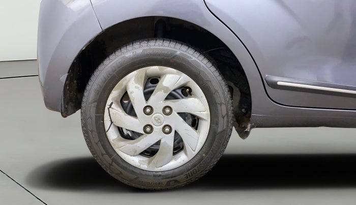 2019 Hyundai NEW SANTRO SPORTZ CNG, CNG, Manual, 85,920 km, Right Rear Wheel