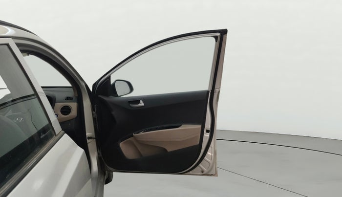 2015 Hyundai Grand i10 ASTA AT 1.2 KAPPA VTVT, Petrol, Automatic, 59,070 km, RHS Front Door