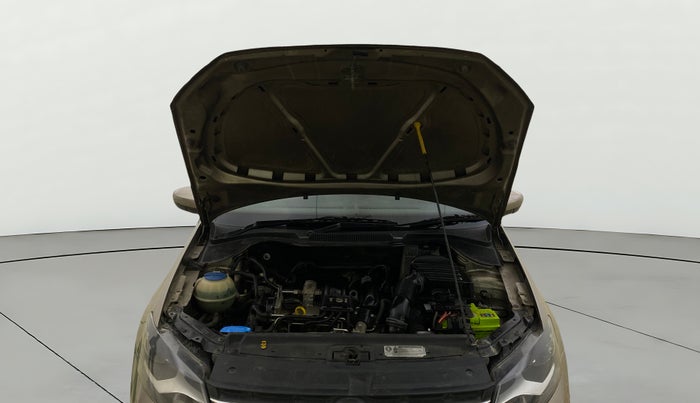 2017 Volkswagen Vento HIGHLINE PETROL AT, Petrol, Automatic, 75,987 km, Open Bonet