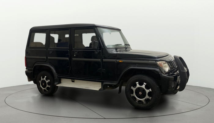 2014 Mahindra Bolero SLX BS-III, Diesel, Manual, 94,497 km, Right Front Diagonal