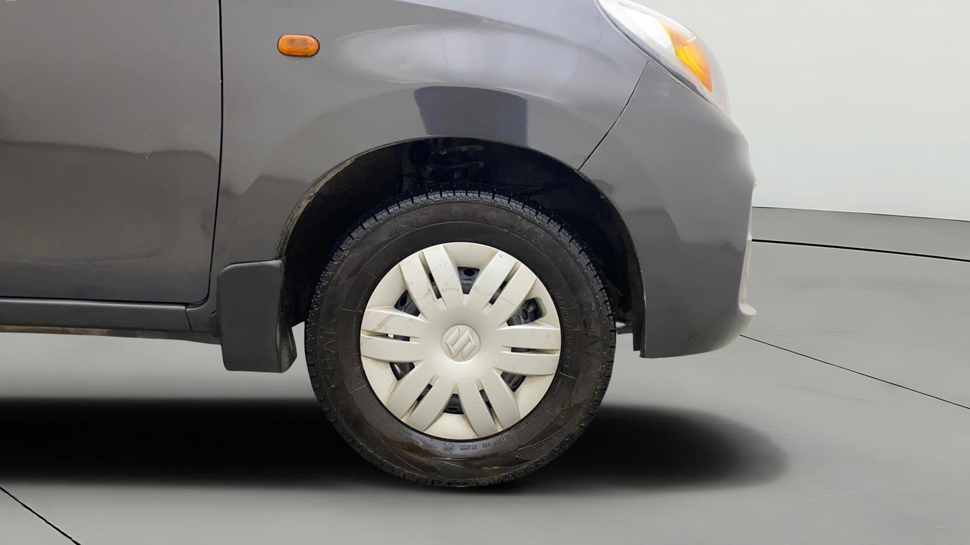 2021 Maruti Alto LXI CNG, CNG, Manual, 82,569 km, Right Front Wheel