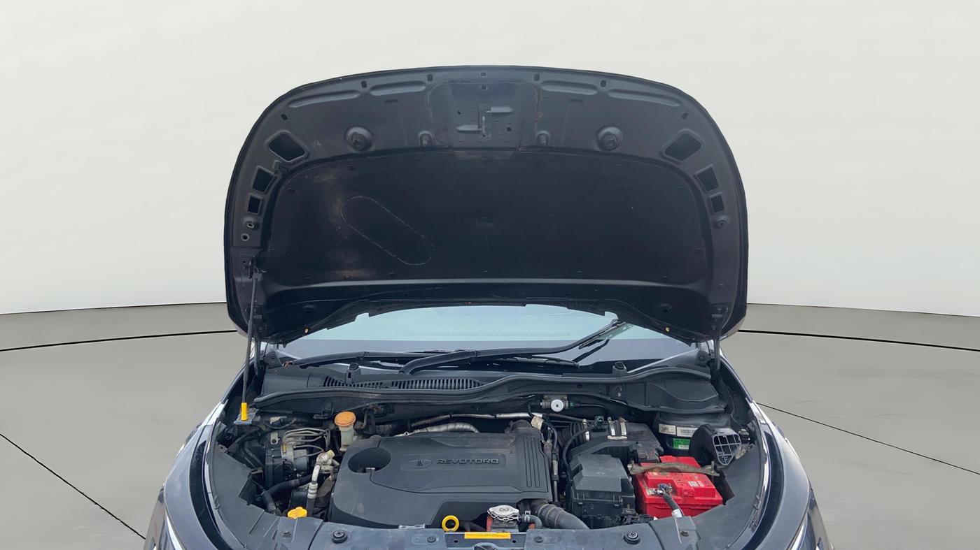 2021 Tata ALTROZ XT DIESEL, Diesel, Manual, 1,08,898 km, Open Bonet