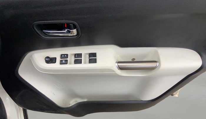2017 Maruti IGNIS ZETA 1.2 AMT, Petrol, Automatic, 39,009 km, Driver Side Door Panels Control