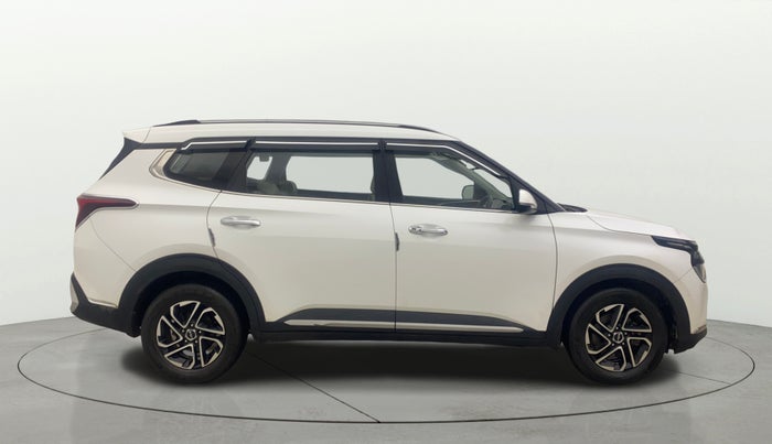 2022 KIA CARENS LUXURY 1.5 DIESEL 7 STR, Diesel, Manual, 22,170 km, Right Side View