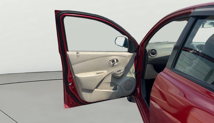 2015 Datsun Go T, Petrol, Manual, 62,942 km, LHS Front Door