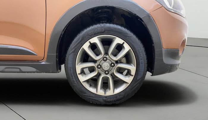 2017 Hyundai i20 Active 1.4 SX, Diesel, Manual, 57,375 km, Right Front Wheel