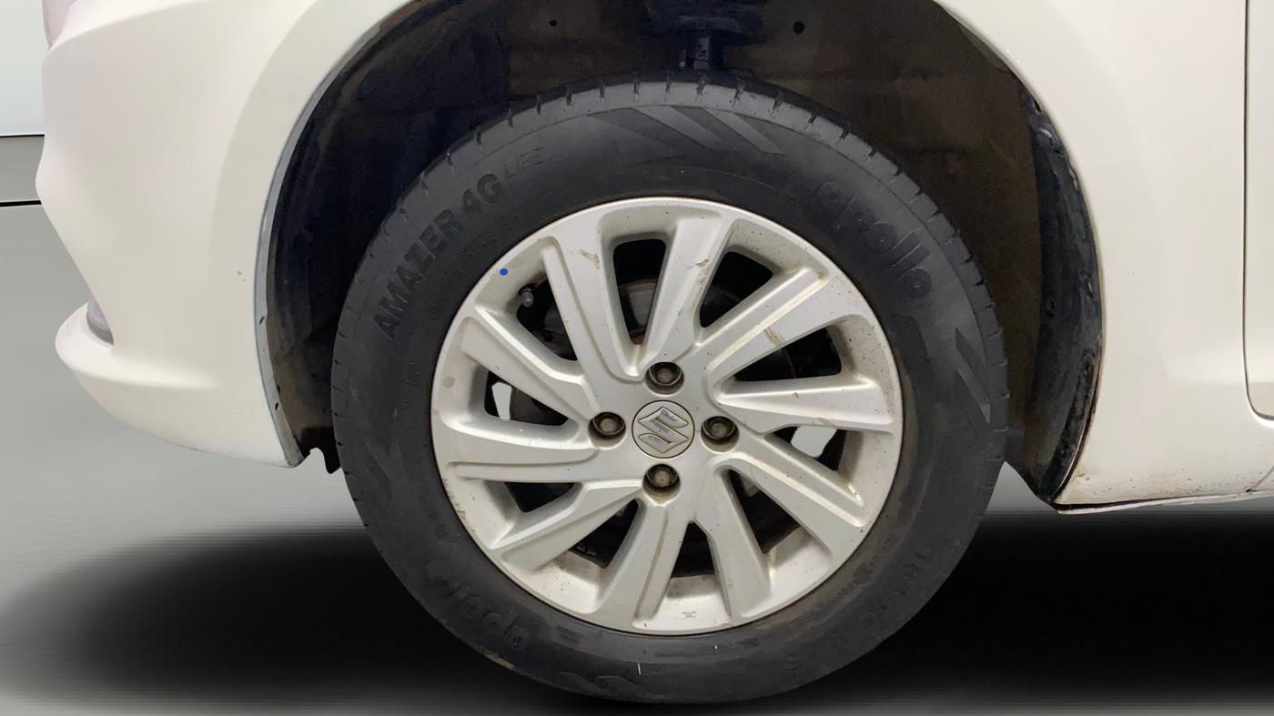 2015 Maruti Swift Dzire ZXI, Petrol, Manual, 1,05,566 km, Left Front Wheel