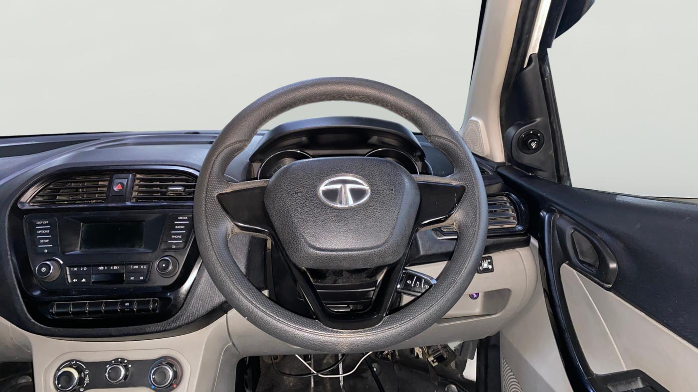 2019 Tata Tiago XT PETROL, CNG, Manual, 96,728 km, Steering Wheel Close Up