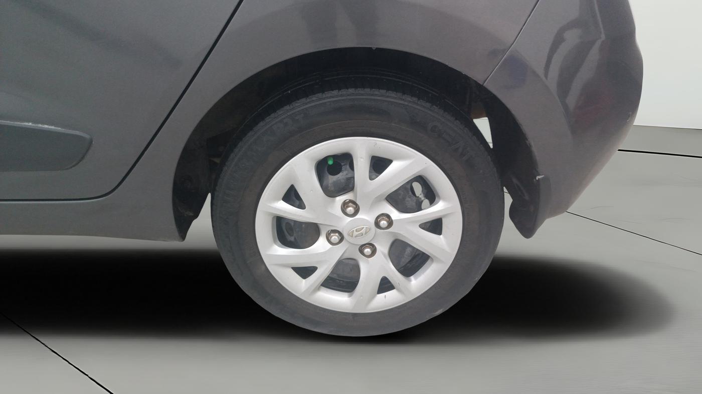 2020 Hyundai Grand i10 SPORTZ 1.2 KAPPA VTVT, Petrol, Manual, 50,361 km, Left Rear Wheel