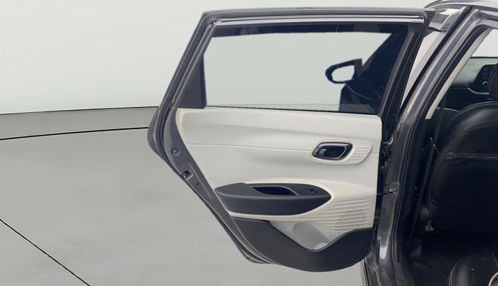 2023 Hyundai NEW I20 SPORTZ 1.2 MT, Petrol, Manual, 27,352 km, LHS Rear Door