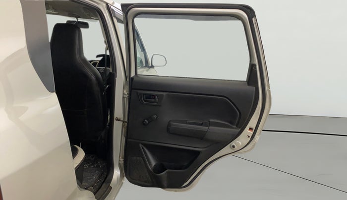 2022 Maruti New Wagon-R LXI CNG 1.0, CNG, Manual, 33,234 km, RHS Rear Door