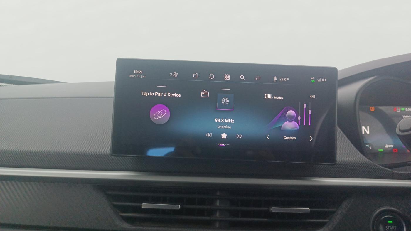 2023 Tata NEXON FEARLESS + SUNROOF AMT DUAL TONE 1.5 DIESEL, Diesel, Automatic, 95,761 km, Air Conditioner