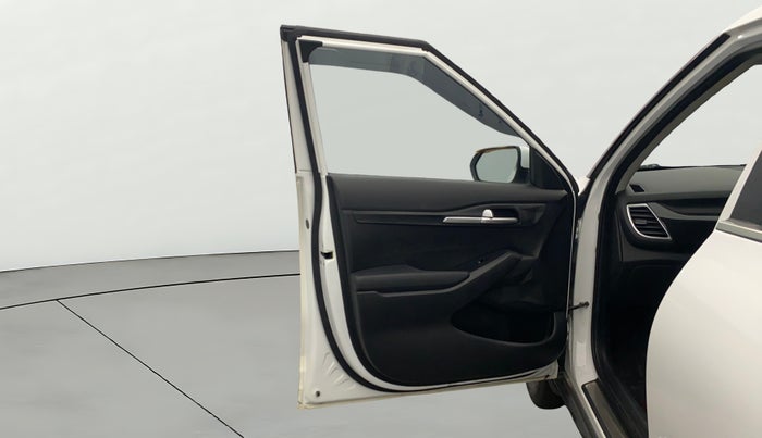 2022 KIA SELTOS HTK PLUS 1.5, Petrol, Manual, 25,876 km, LHS Front Door