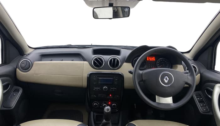 2014 Renault Duster RXL PETROL, Petrol, Manual, 38,093 km, Dashboard