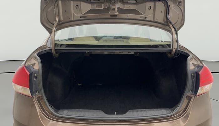 2016 Maruti Ciaz VXI (O), Petrol, Manual, 89,780 km, Boot Open Zoomed View