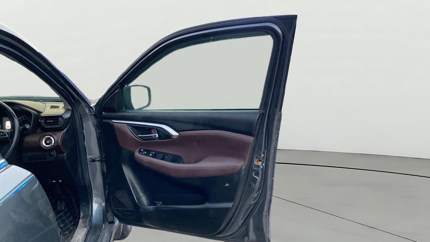 2024 Maruti Grand Vitara ZETA CNG, CNG, Manual, 96,171 km, RHS Front Door