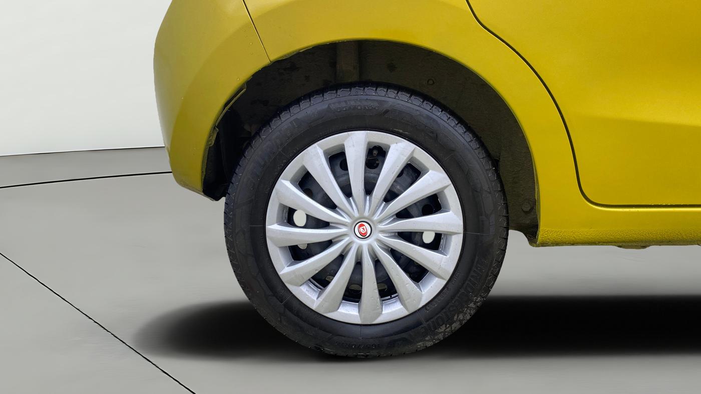 2014 Maruti Celerio VXI CNG, CNG, Manual, 1,17,536 km, Right Rear Wheel