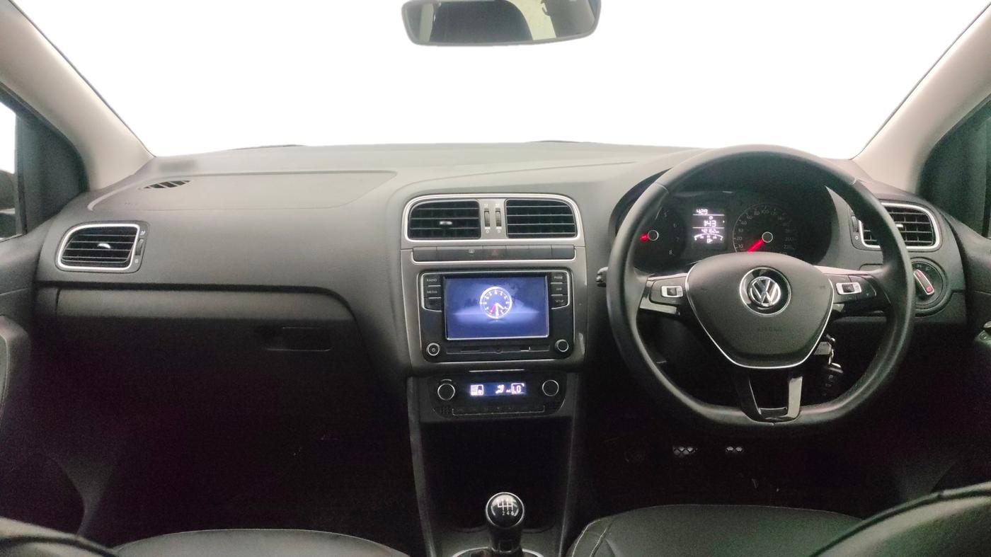 2020 Volkswagen Polo HIGHLINE PLUS 1.0L TSI, Petrol, Manual, 42,149 km, Dashboard