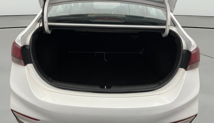 2019 Hyundai Verna 1.6 VTVT SX + AT, Petrol, Automatic, 81,131 km, Boot Open Zoomed View