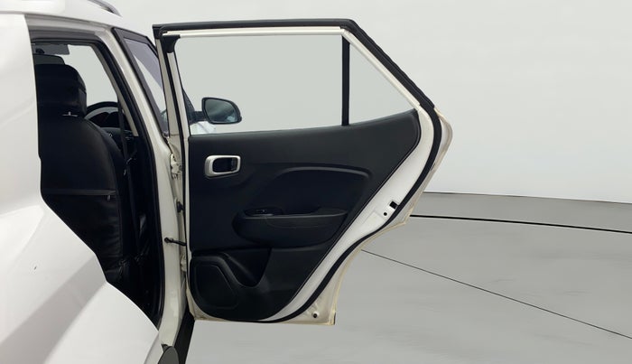 2019 Hyundai VENUE SX 1.0 TURBO, Petrol, Manual, 1,25,196 km, RHS Rear Door