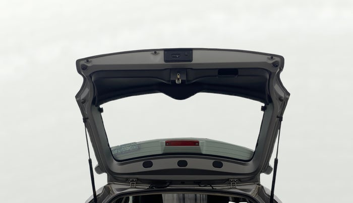 2021 Maruti Baleno ZETA PETROL 1.2, Petrol, Manual, 31,906 km, Boot Door Open