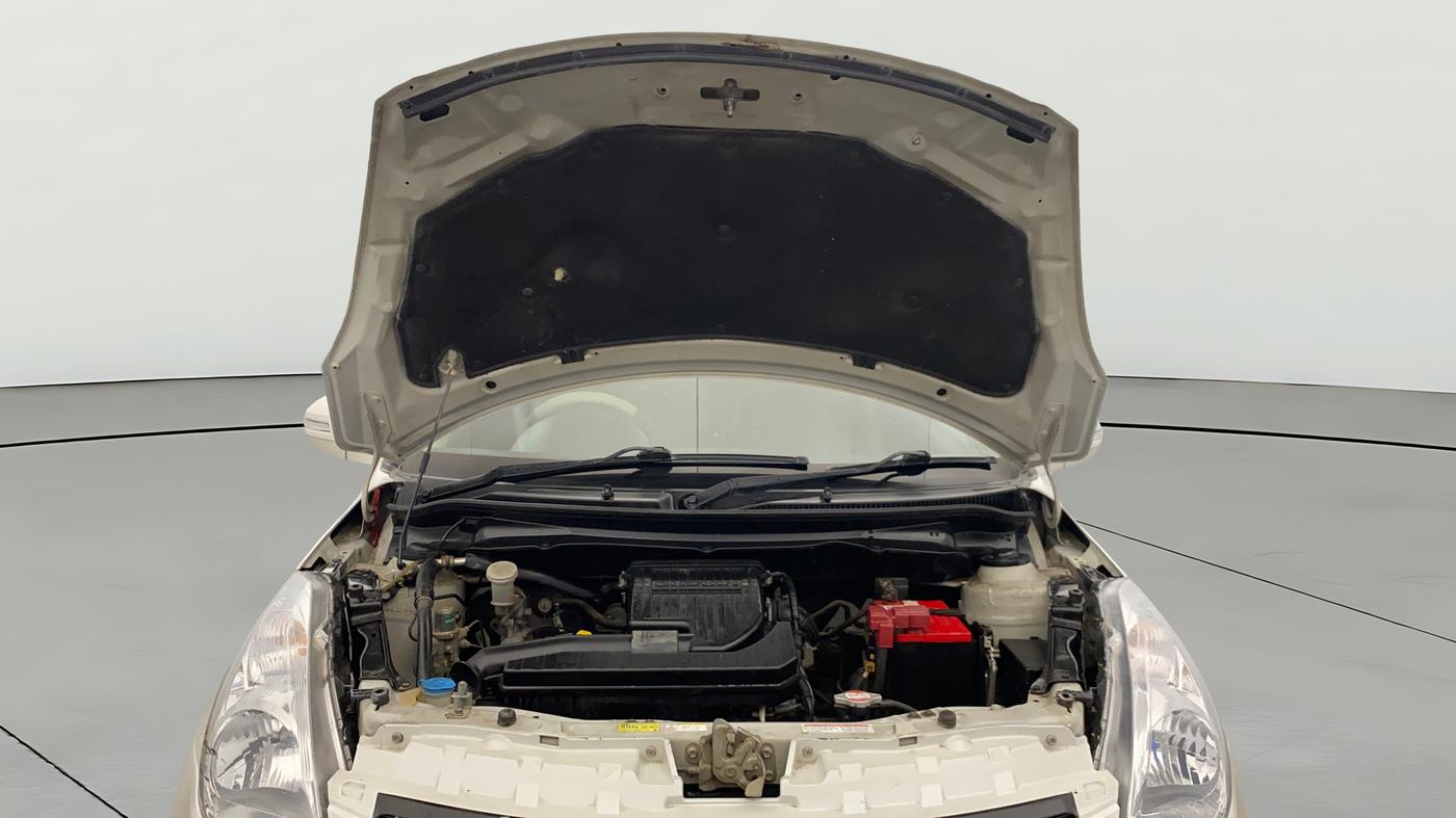 2014 Maruti Swift VXI, Petrol, Manual, 19,993 km, Open Bonet