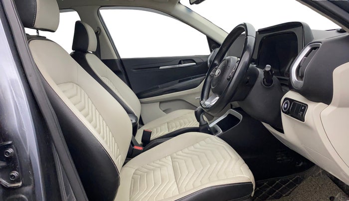 2021 KIA SONET HTX PLUS 1.0 IMT, Petrol, Manual, 39,924 km, Right Side Front Door Cabin