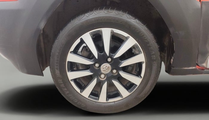 2014 Toyota Etios CROSS 1.2 G, Petrol, Manual, 54,628 km, Left Front Wheel