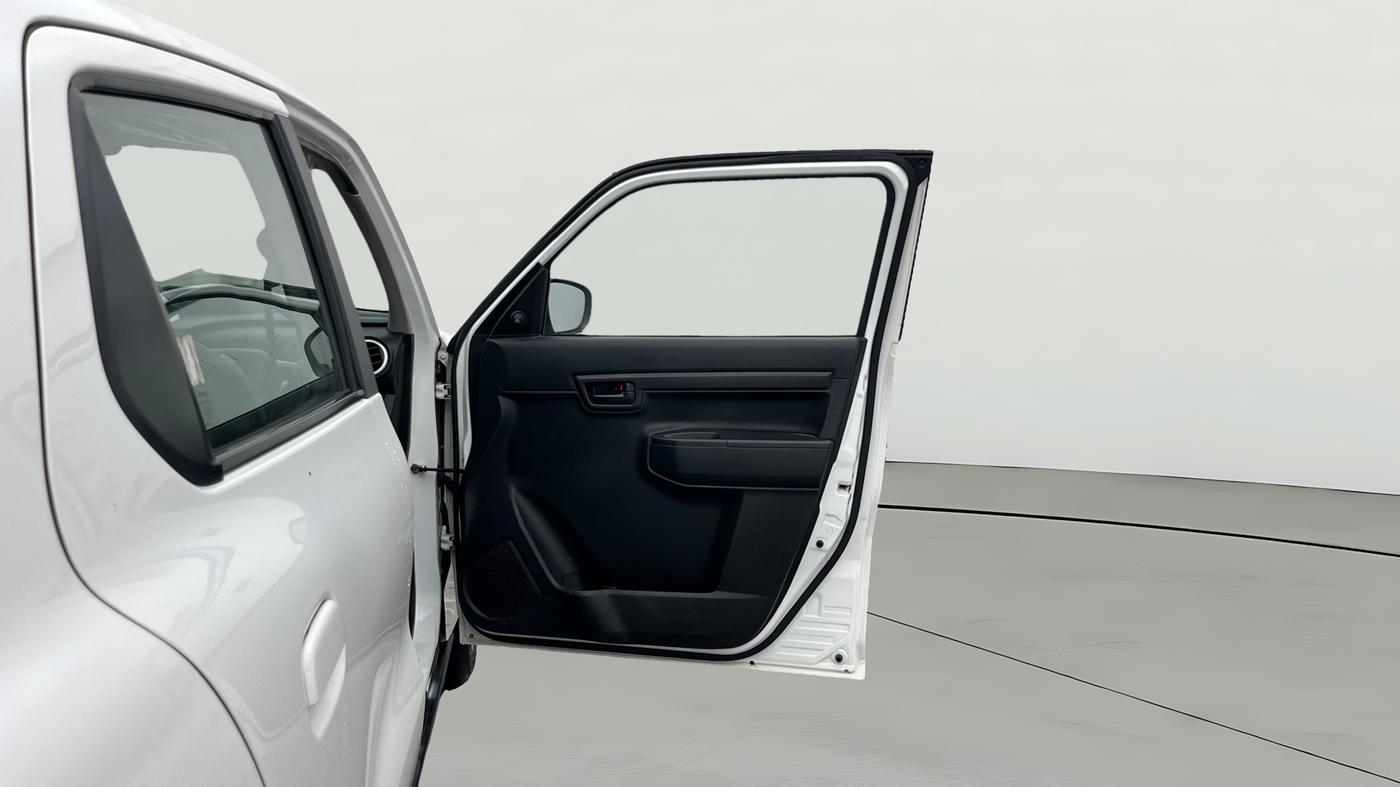 2022 Maruti S PRESSO VXI PLUS AMT, Petrol, Automatic, 12,646 km, RHS Front Door