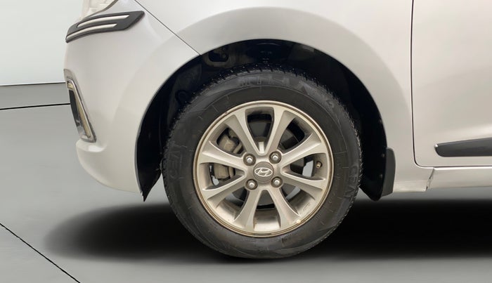 2015 Hyundai Grand i10 ASTA (O) 1.2 KAPPA VTVT, Petrol, Manual, 1,09,122 km, Left Front Wheel