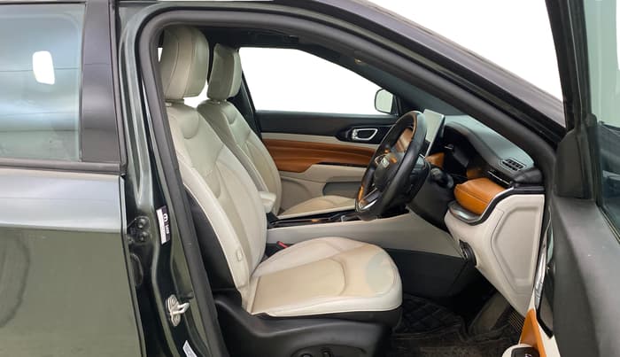 2023 Jeep Compass LIMITED (O) 2.0 DIESEL AT FWD, Diesel, Automatic, 52,322 km, Right Side Front Door Cabin