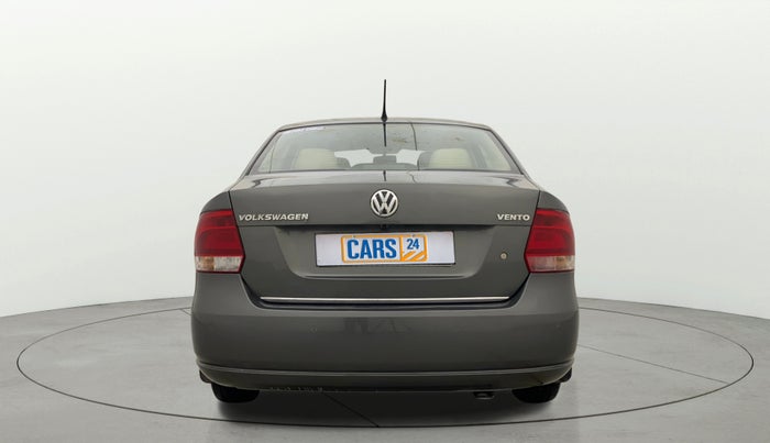 2013 Volkswagen Vento HIGHLINE 1.6 MPI, Petrol, Manual, 71,158 km, Back/Rear