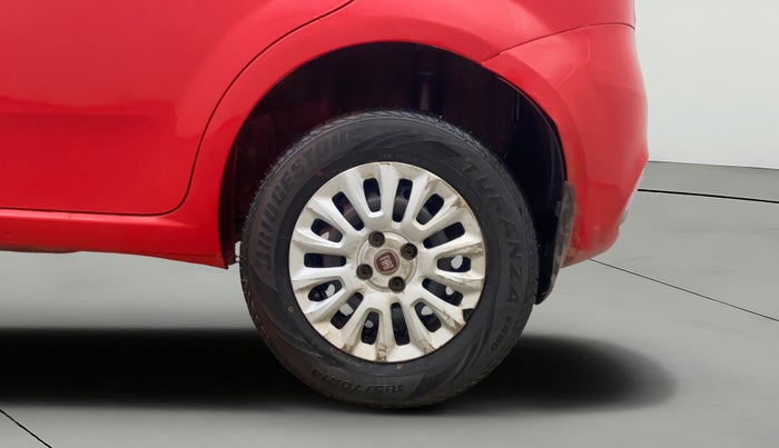 2015 Fiat Punto EVO DYNAMIC 1.2, Petrol, Manual, 1,00,877 km, Left Rear Wheel