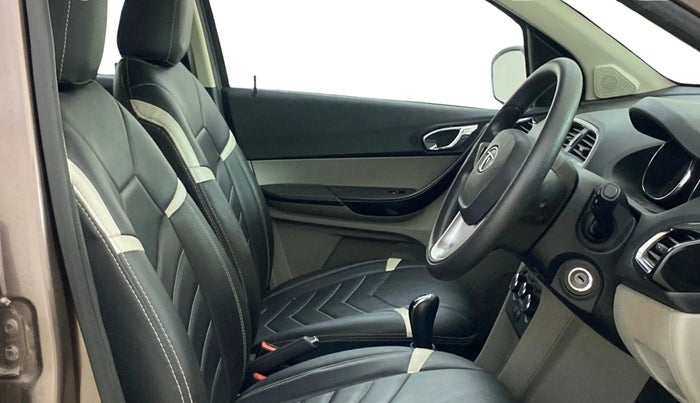 2016 Tata Tiago XZ PETROL, Petrol, Manual, 22,545 km, Right Side Front Door Cabin