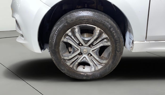 2022 Tata TIGOR XZ PLUS CNG, CNG, Manual, 33,245 km, Left Front Wheel